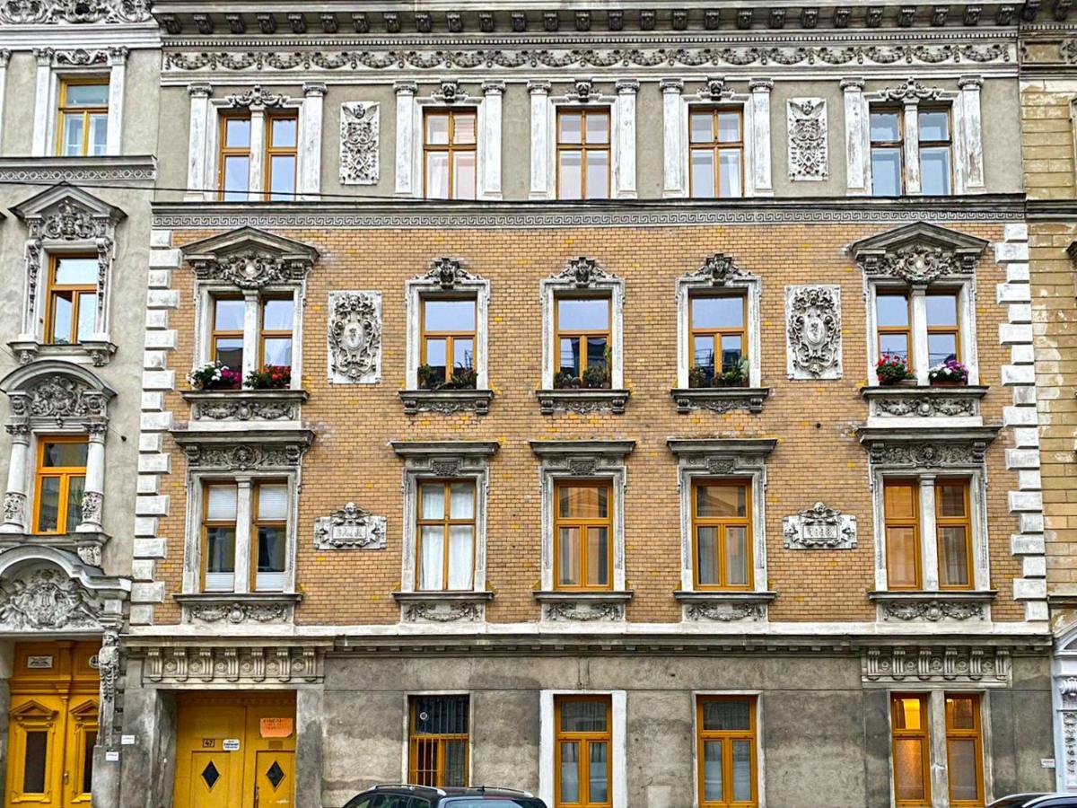 Modern Apartment Wiener Stadthalle Exterior foto